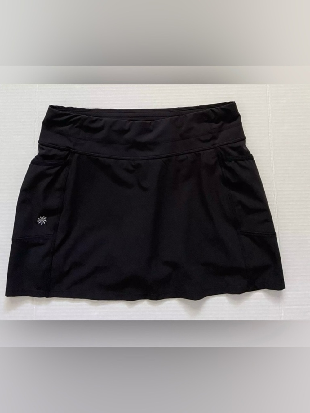 Athleta Black Tennis•Golf•Workout Skirt Skort Back Zip Pocket Side Pockets S